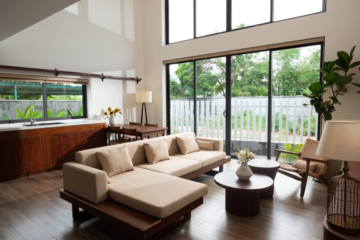 Gloss Home