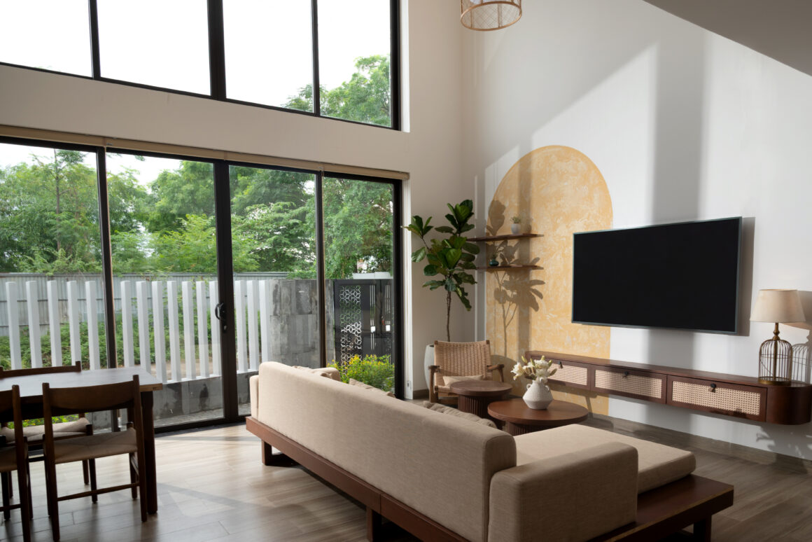 Gloss Home